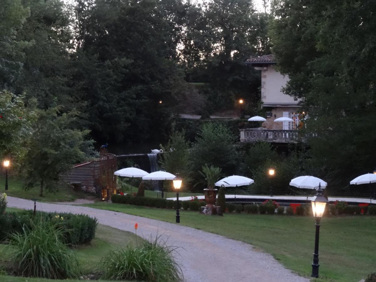 Hostellerie Restaurant Les Gorges De L'Aveyron Bruniquel Buitenkant foto