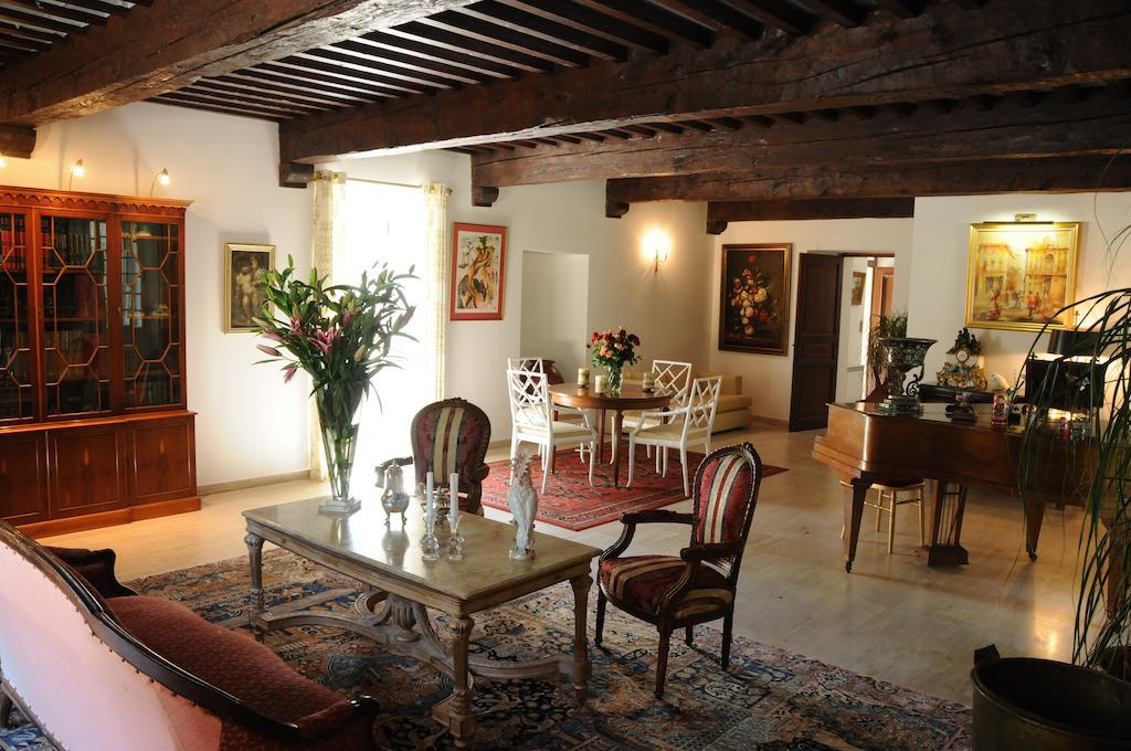 Hostellerie Restaurant Les Gorges De L'Aveyron Bruniquel Buitenkant foto